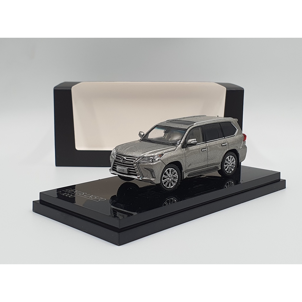 Xe Mô Hình Lexus LX570 Sonic Quartz 1:64 Kyosho (Xám)