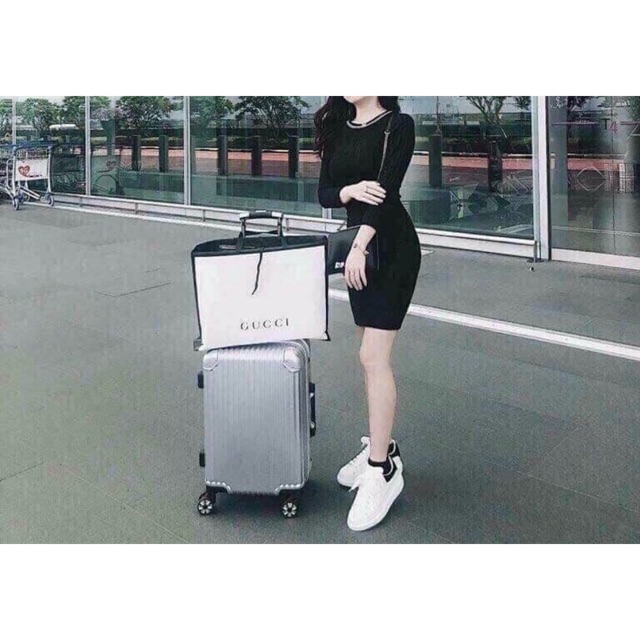 Đầm body