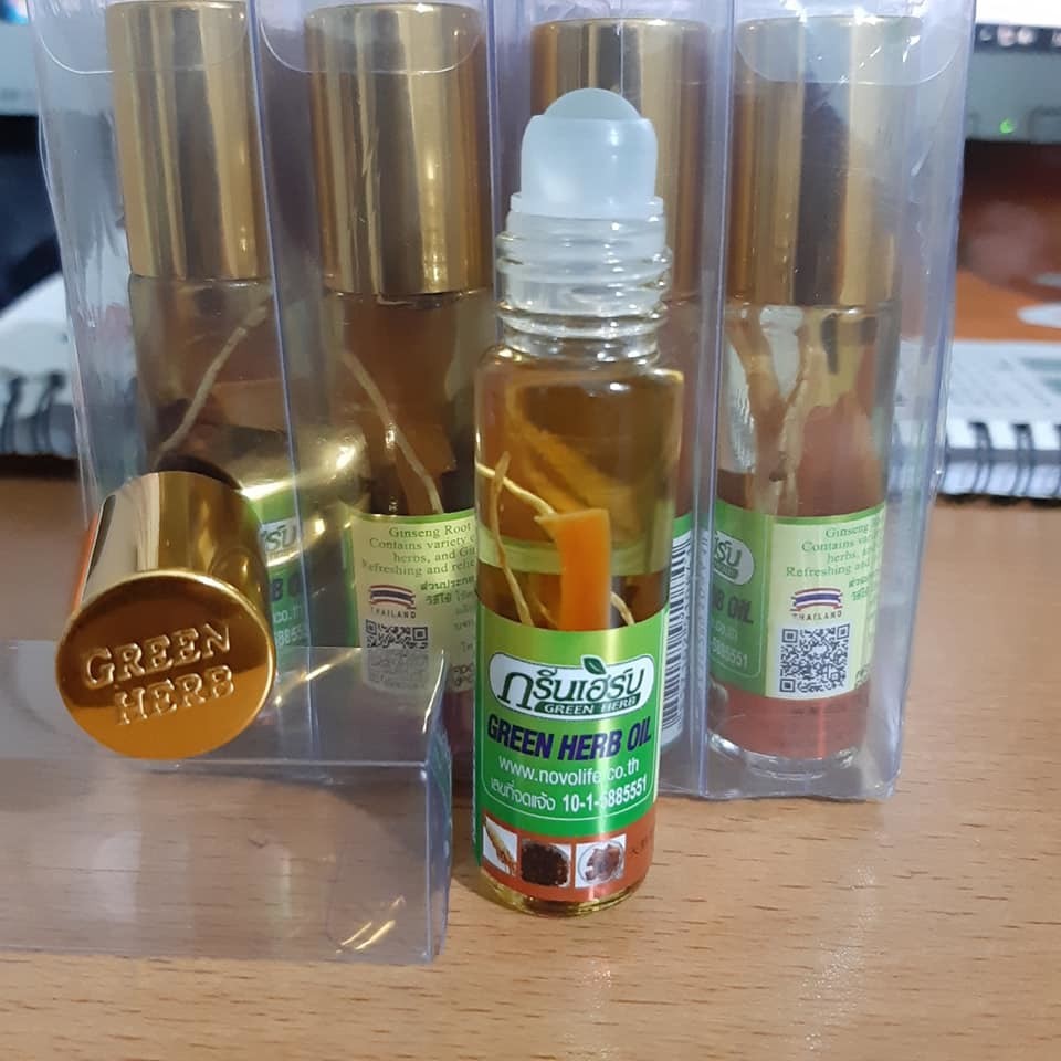 [Chính hãng] Dầu Gió lăn Thảo Dược Green Herb Oil 8ml Thái Lan