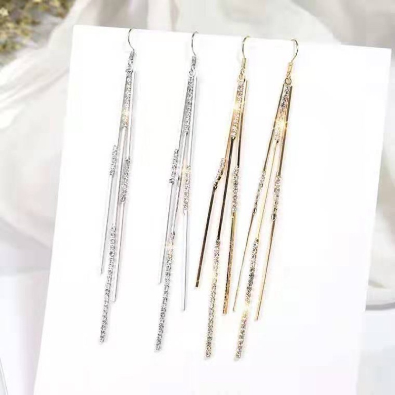 Bông Tai Tua Rua Dài Đính Đá Lấp Lánh Sang Trọng