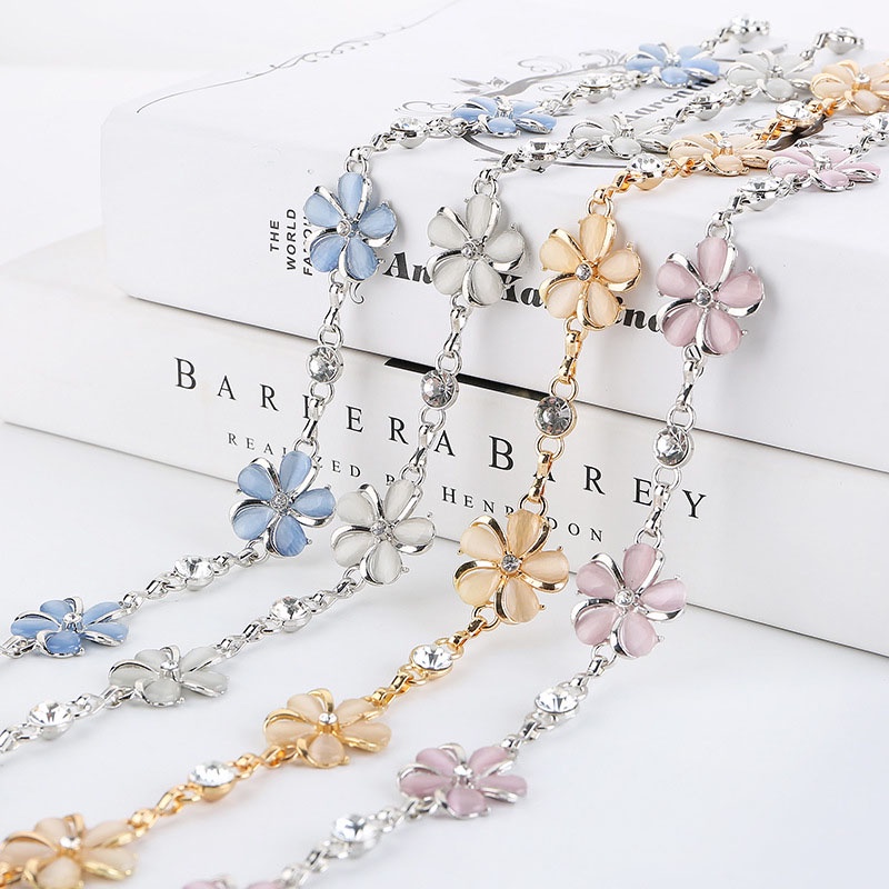 Thắt lưng dây xích chuỗi hoa đá, đai váy nữ hoa 5 cánh móc xích kim loại