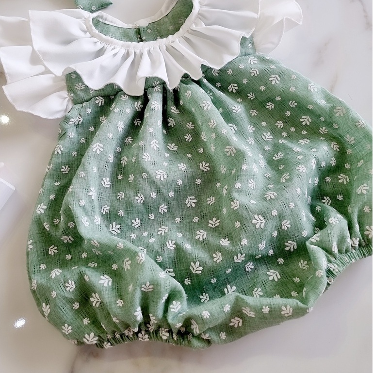 Bodysuit áo liền thân xanh kèm nón thiết kế cao cấp cho bé gái sơ sinh - Riokids BD12