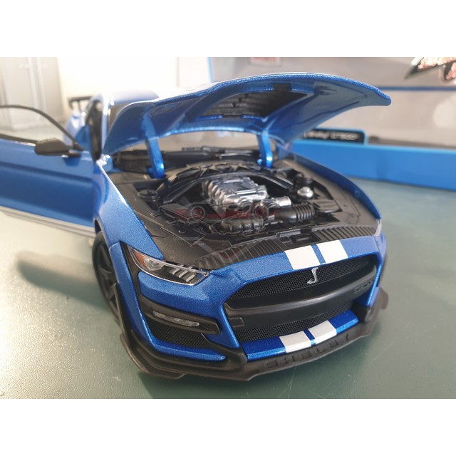 Xe mô hình Ford Mustang 2020, tỉ lệ 1:18, màu xanh
