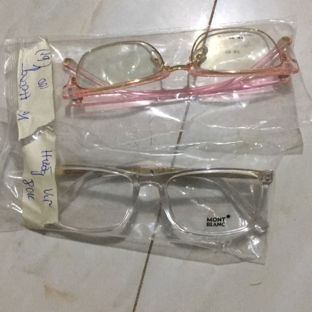 Mắt kính si
