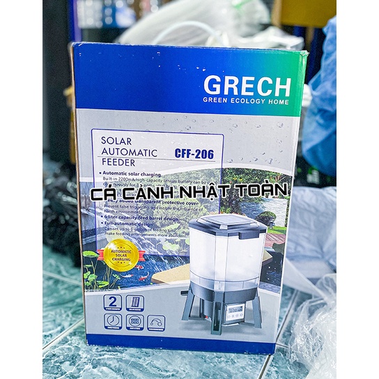 MÁY HẸN GIỜ CHO CÁ KOI ĂN TỰ ĐỘNG NĂNG LƯỢNG MẶT TRỜI GRECH CFF 206
