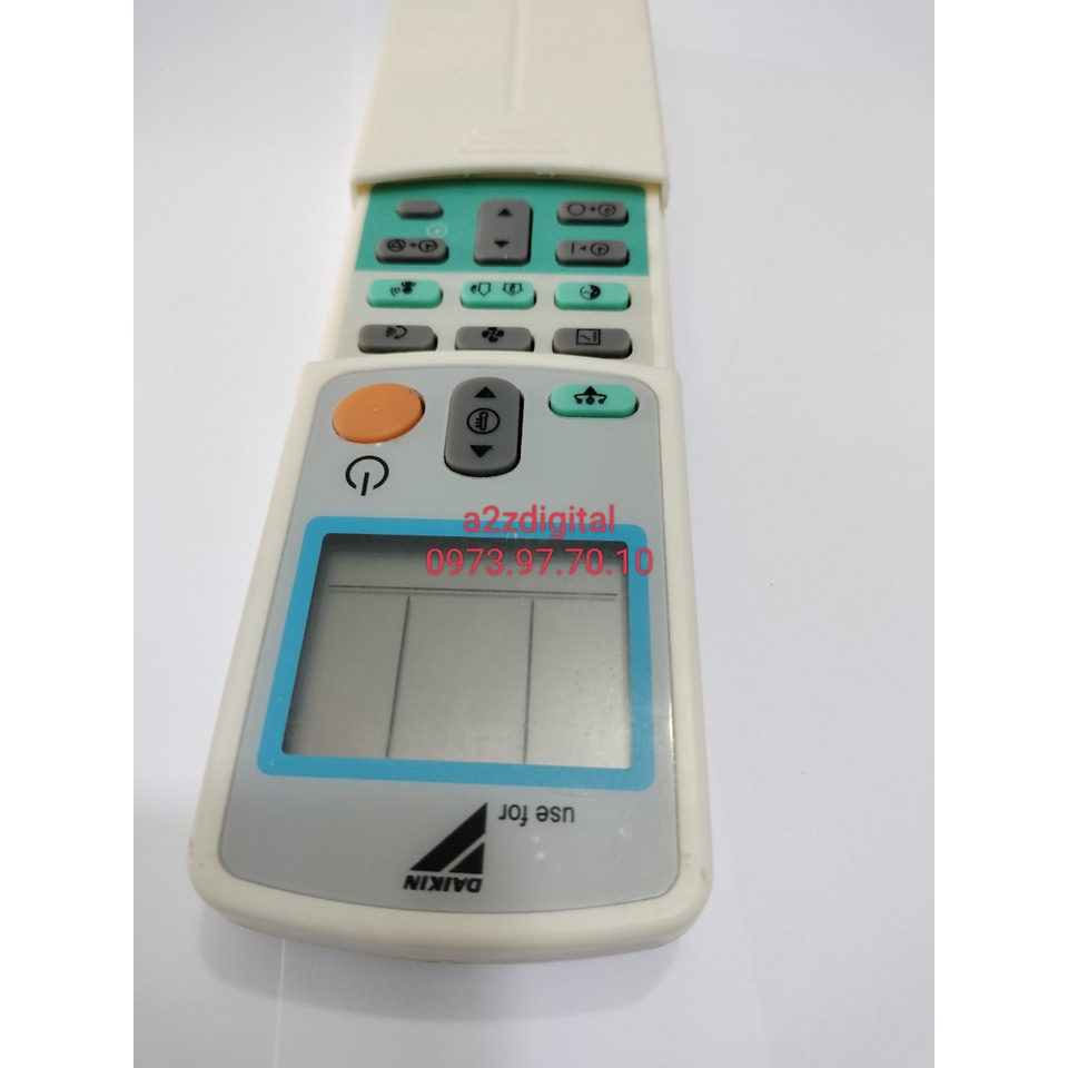 Remote máy lạnh DAIKIN có 1 nút xanh