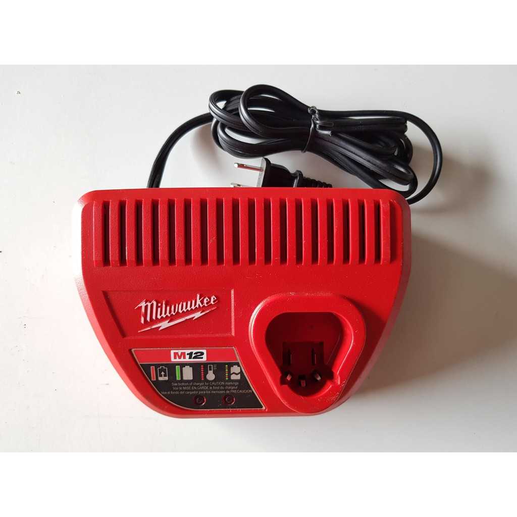 Sạc Zin Milwaukee M12 - Điện Máy Tiến Đạt