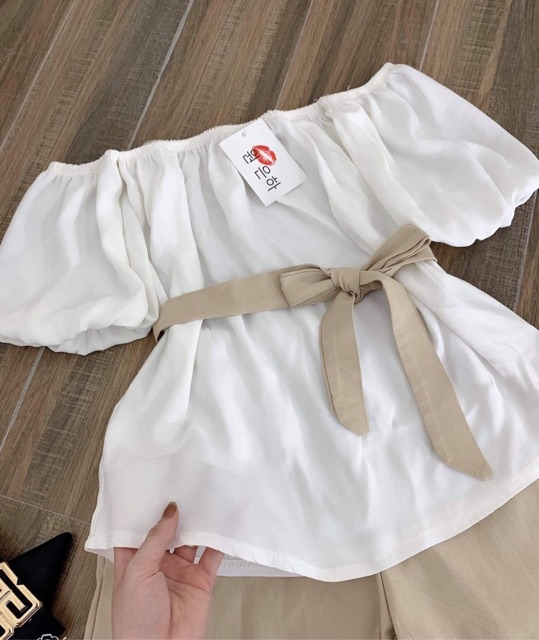 [Mã FAGREEN245 giảm 10% tối đa 30K đơn 99K] S313 Set Áo Trễ Vai Tay Bay Phối Quần Sooc Nữ Kèm Đai Rời Siêu Xinh | BigBuy360 - bigbuy360.vn