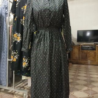 Đầm cổ điển