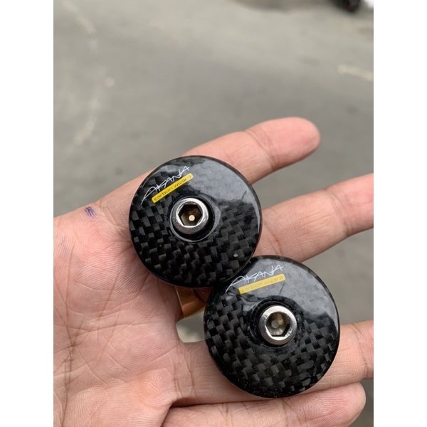 1 cái ốc kiếng sh cacbon akana fiber xịn