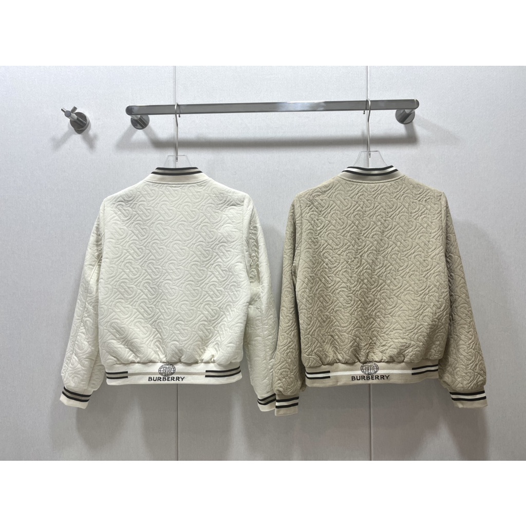 Áo khoác nữ thời trang cao cấp Burberry BBR phong cách trẻ trung,cá tính