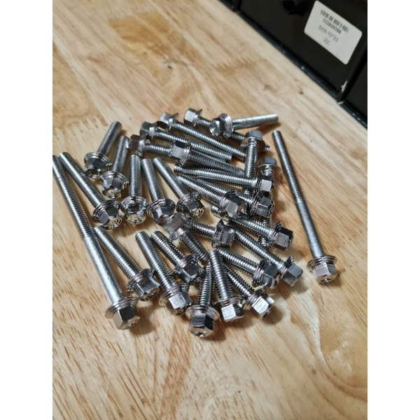 bộ ốc lốc máy v2 mẫu thái gắn cho nhiều loại xe