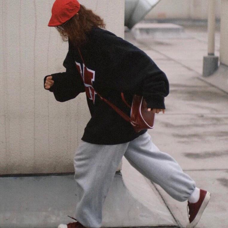 Set Bộ Áo Nỉ Sweater W Quần Bom Ulzzang Unisex Nam Nữ Siêu Hot(Hàng Sẵn)