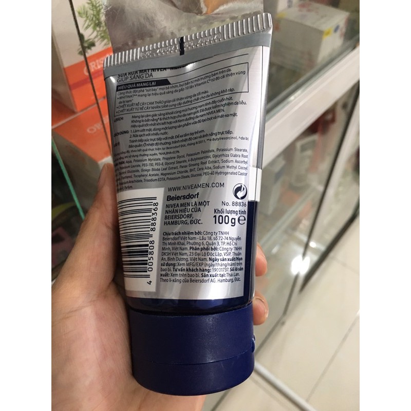 Sữa Rửa Mặt Giúp Sáng Da Kiểm Soát Nhờn Nivea Men Extra White Oil Control Mud Foam - 100g