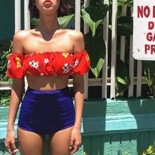 (có sẵn) set bikini hoa tai bèo