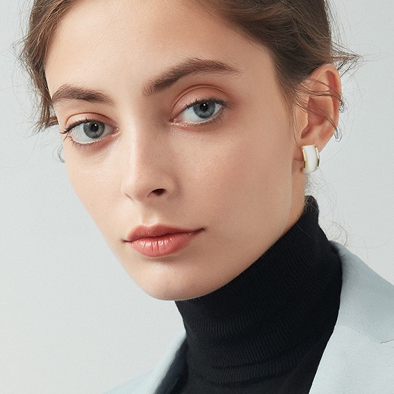 Khuyên tai kẹp không bấm lỗ chốt cố định K212 bằng hợp kim mạ vàng hình chữ C dáng ngắn Leous Accessories