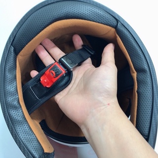 Mũ bảo hiểm có cằm Gro