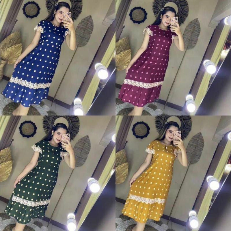 Váy Ren Hoàng Tử Chấm Bi