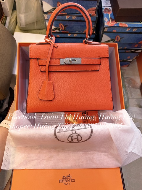 Túi chữ H size 21 dáng cao da trơn tặng kèm khăn lụa(không hộp) | BigBuy360 - bigbuy360.vn