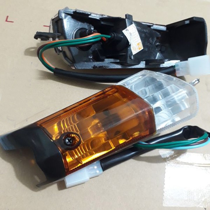 Cặp đèn xi nhan trước xe Dream