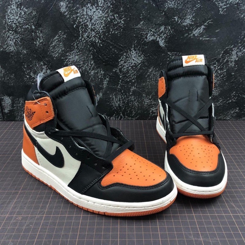 FREESHIP+HỘP+QUÀ) Giày thể thao AIR JORDAN 1 Retro High Shattered Backboard màu cam đen mũi cam x ! ! " " * , ' " '