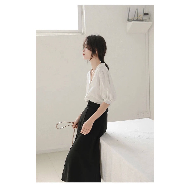 Áo sơ mi IELGY cổ chữ v màu trắng phong cách Pháp cổ điển dành cho nữ