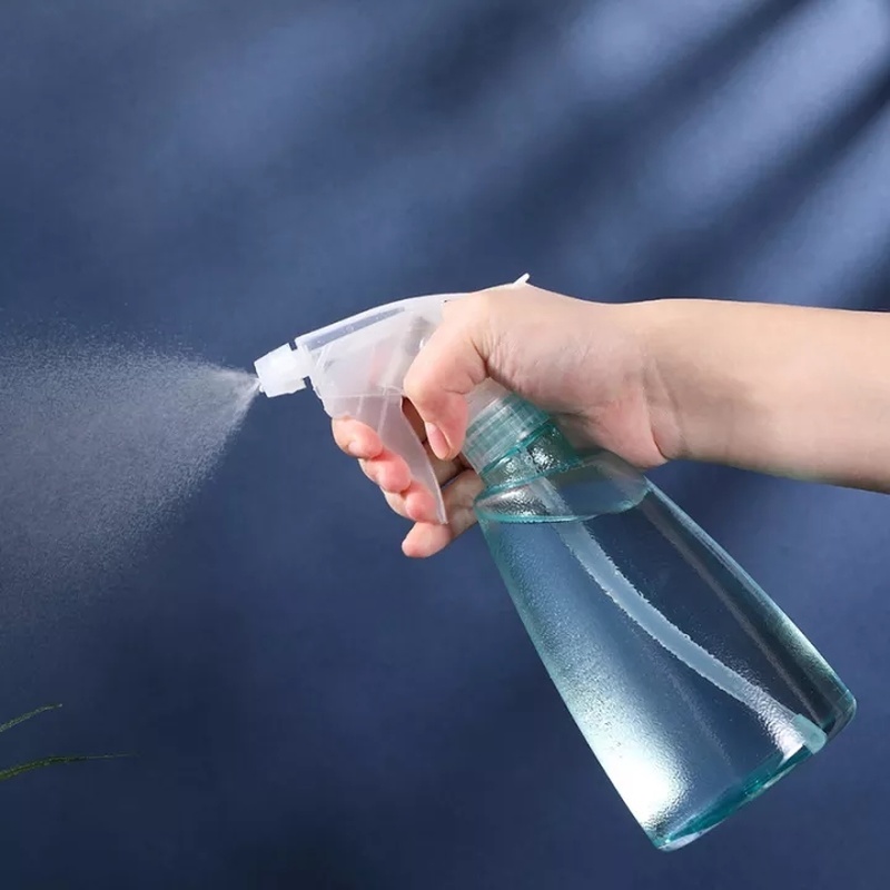 Bình Nhựa Rỗng Trong Suốt Dạng Xịt Phun Nước Tưới Cây 3 Màu Dung Tích 500ML