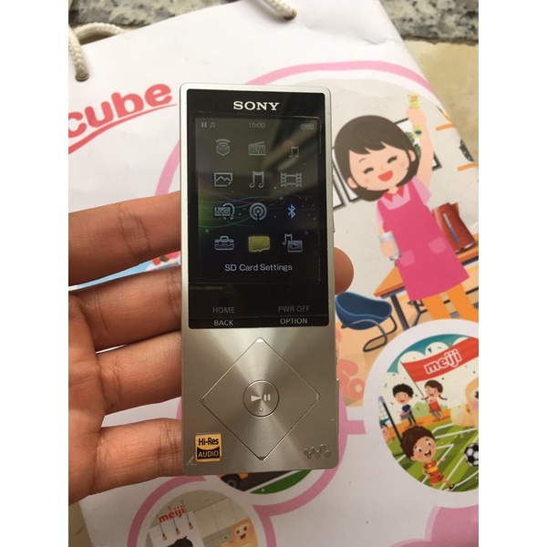 Máy nghe nhạc sony walkman A16 32g