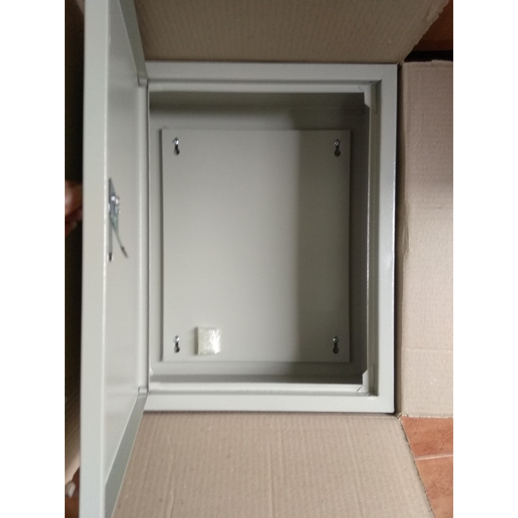 Vỏ tủ điện trong nhà 60x80x20 – Tủ điện công nghiệp và dân dụng sơn tĩnh điện bền đẹp