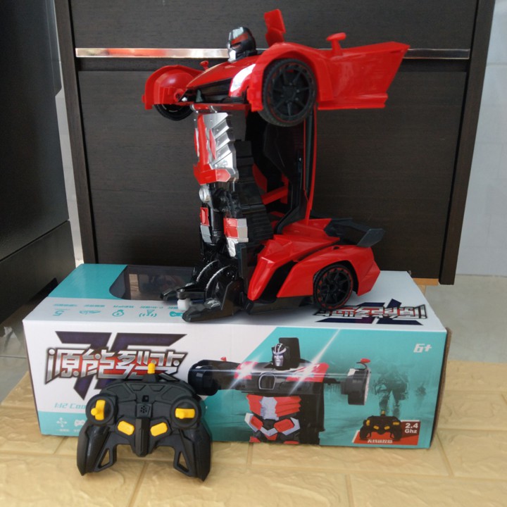 Ô tô điều khiển từ xa biến hình Robot - OTO0