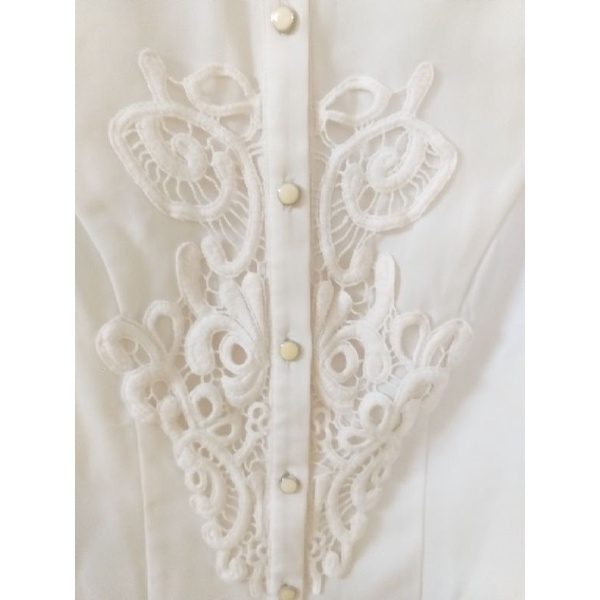 Áo sơmi trắng phối ren size S thanh lý