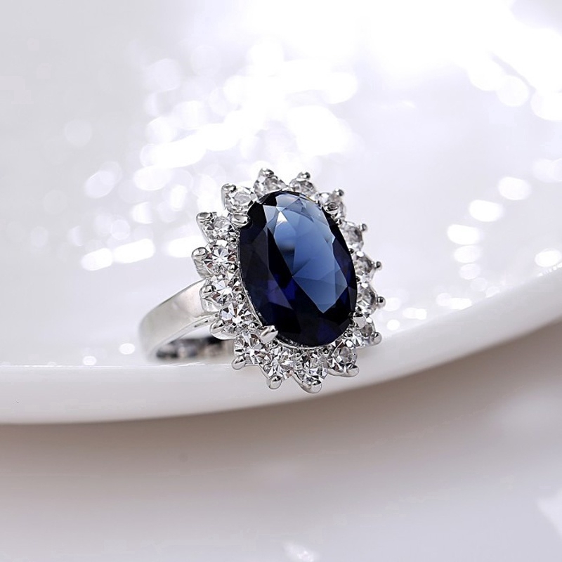 Beautiful elegant blue gemstone silver plated ring
