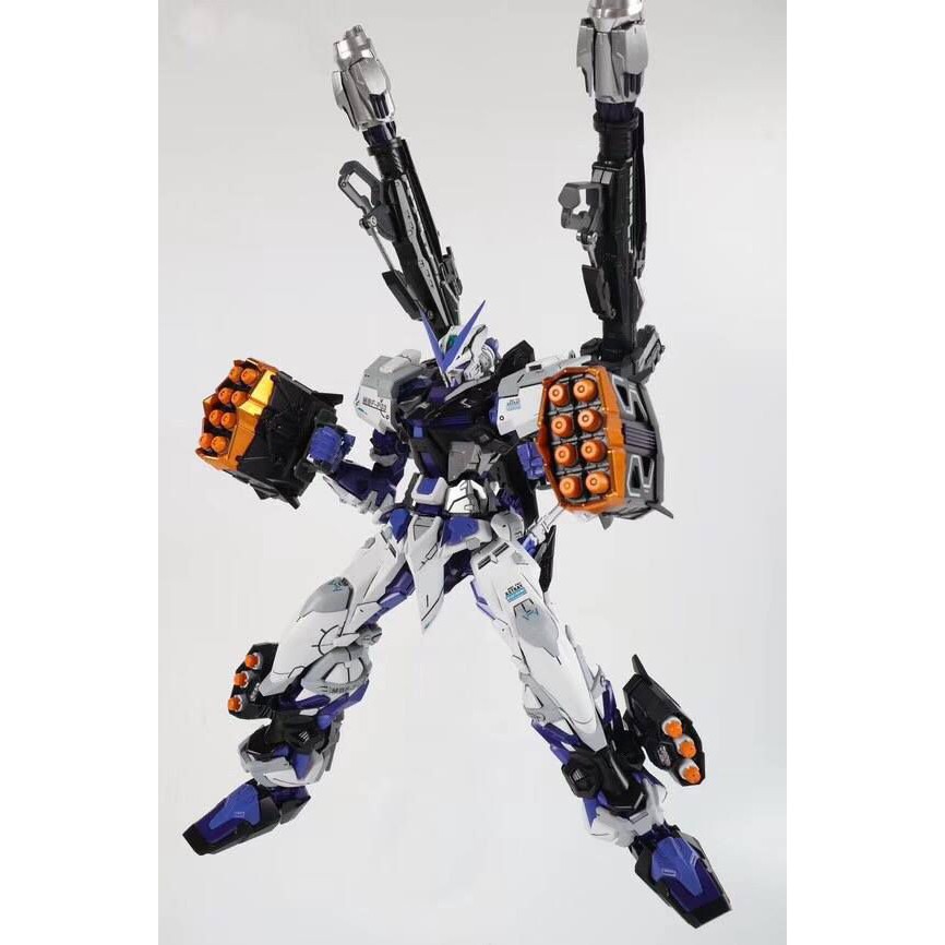 Mô hình lắp ráp Gundam MG Astray Blue Frame MB 1/100 8810