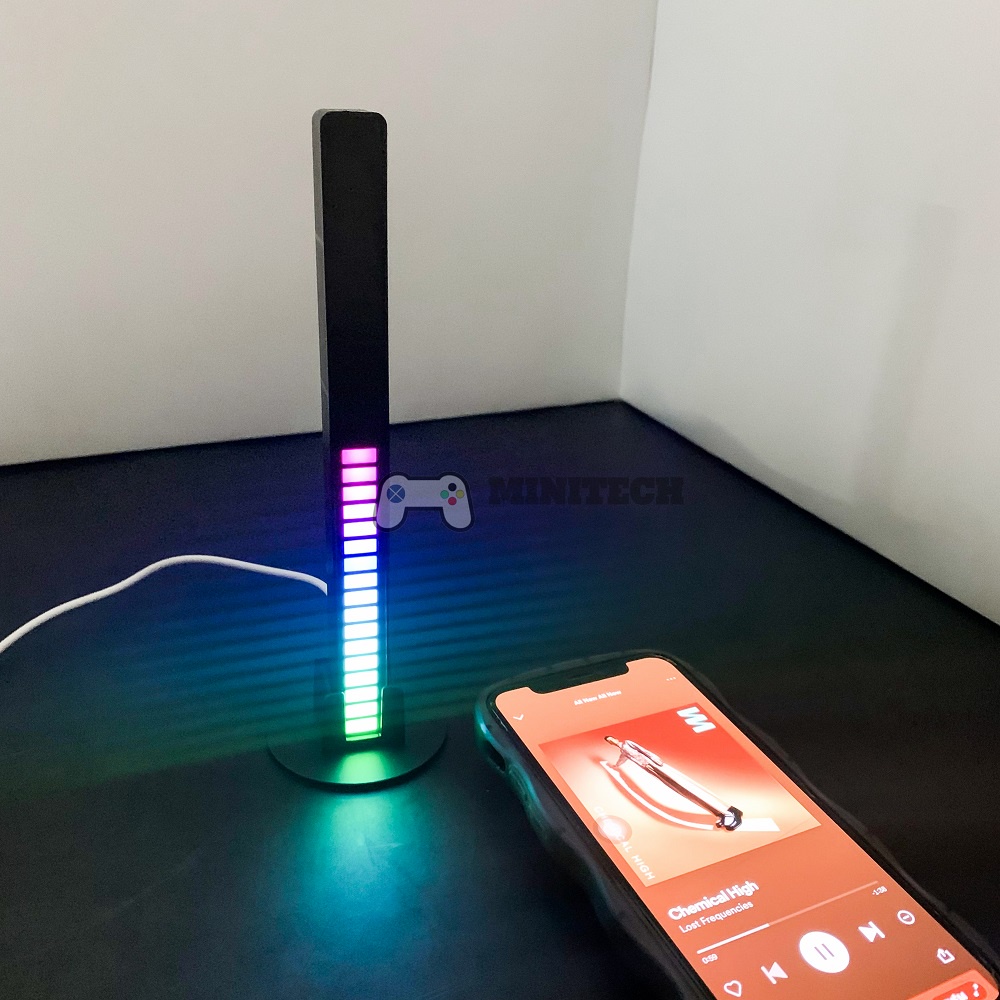 Thanh Đèn Led Theo Nhạc Trang Trí Gaming có video Phong cách: Tối giản,hiện đại  Dùng để trang trí bàn,góc phòng,góc gam