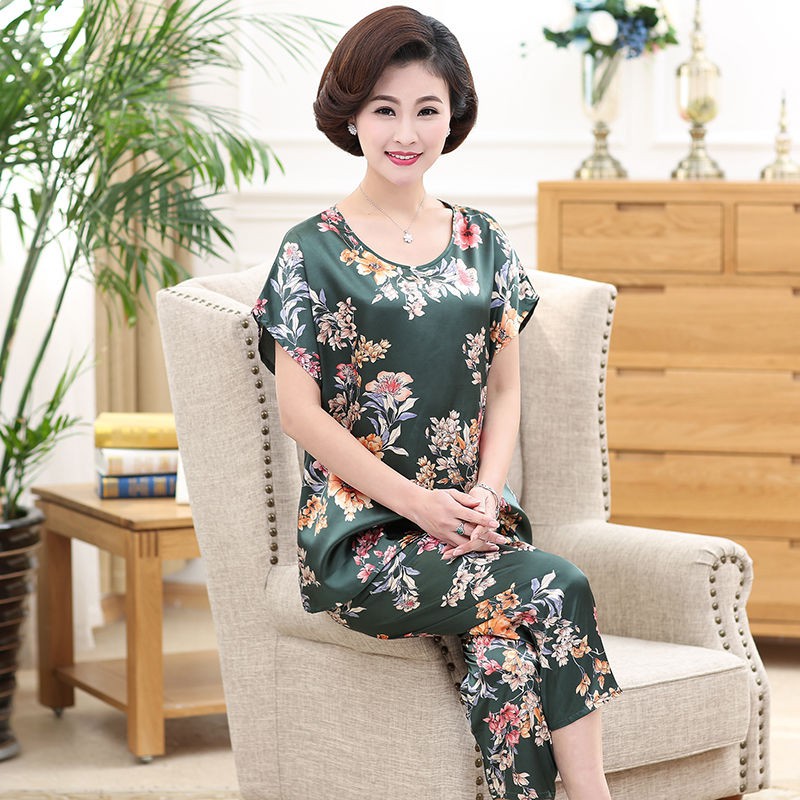 Bộ Đồ Ngủ Ngắn Tay Bằng Lụa Dành Cho Phụ Nữ Trung Niên | BigBuy360 - bigbuy360.vn