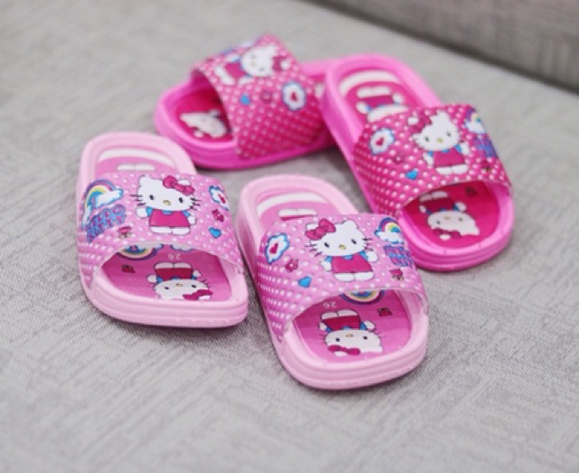 Dép Hello Kitty cho bé gái đủ size 24-35 (Ảnh chụp thật)