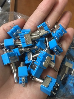 10 Công Tắc Gạt MST 102