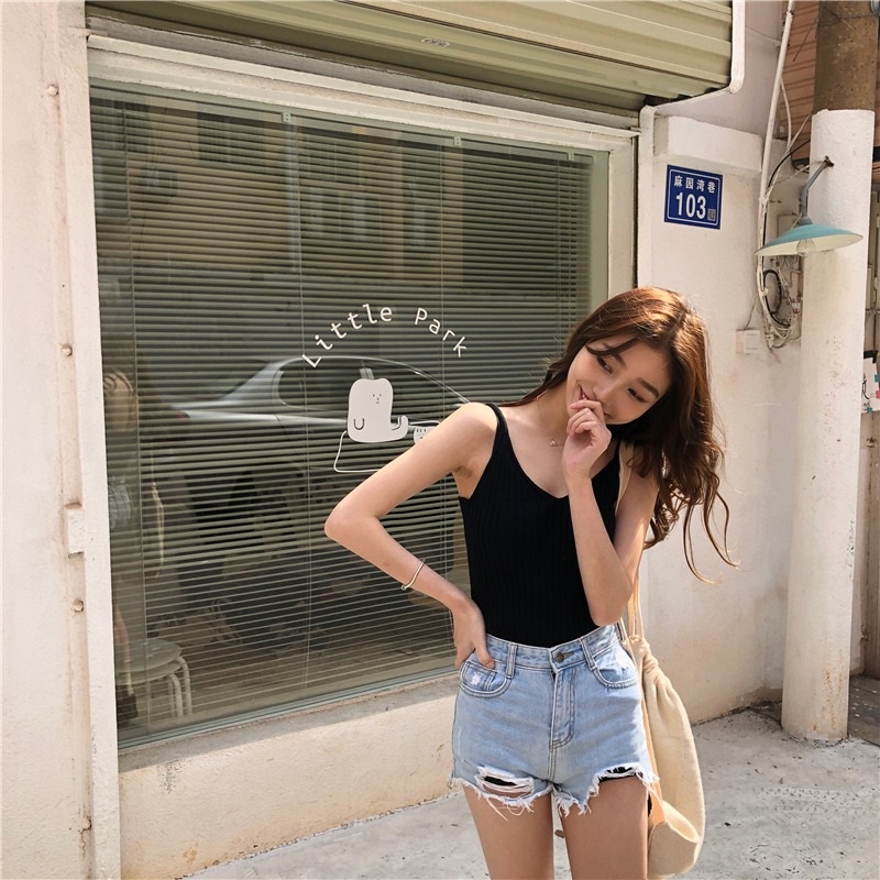 Áo 2 dây nữ, áo yếm dệt kim nữ mùa hè hot hít