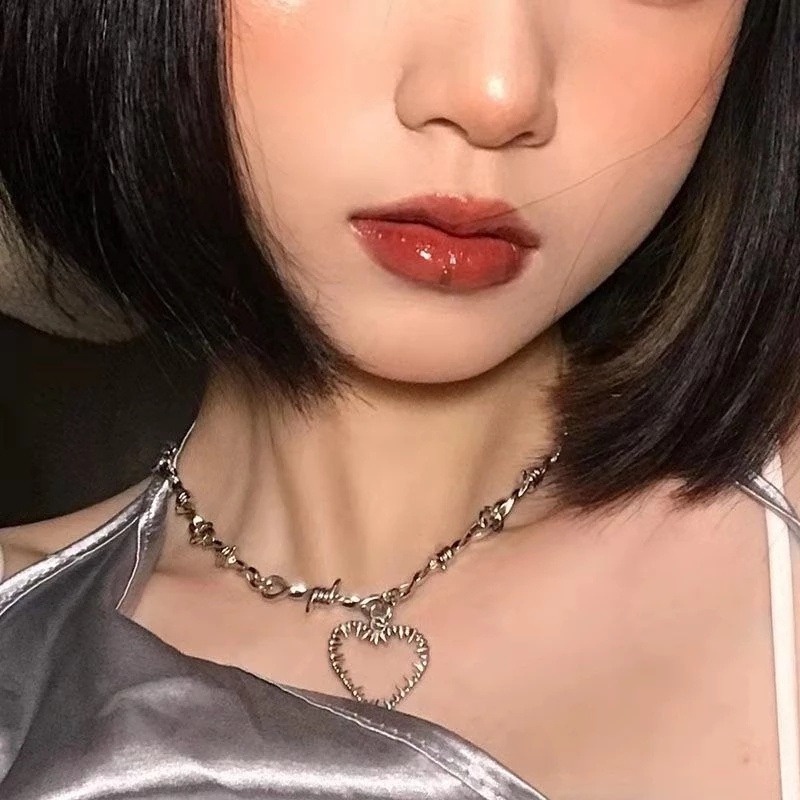 Vòng cổ choker dây gai mặt trái tim phong cách hip hop gothic punk cổ điển cá tính cho nam và nữ
