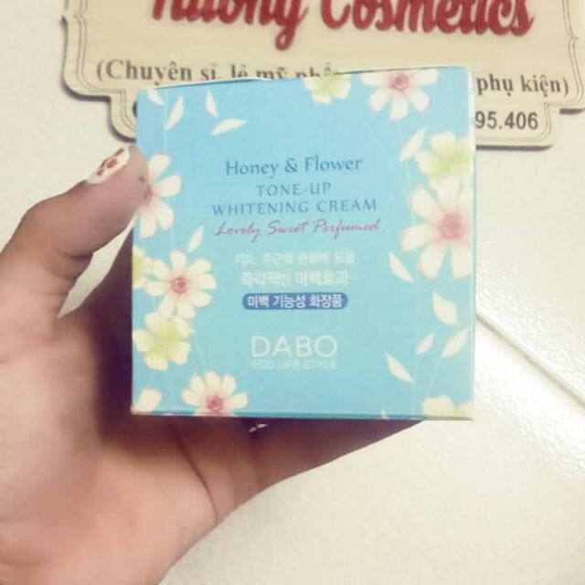 Kem dưỡng Dabo hoa cúc