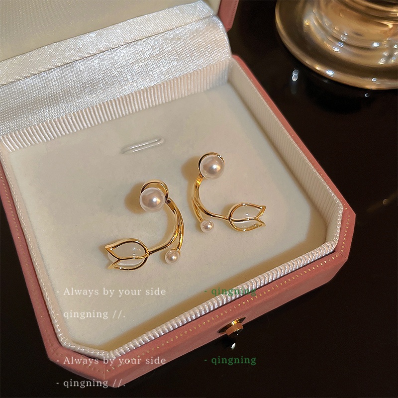 Bông Tai Hình Hoa Tulip Đính Ngọc Trai Cao Cấp Thời Trang Dành Cho Nữ