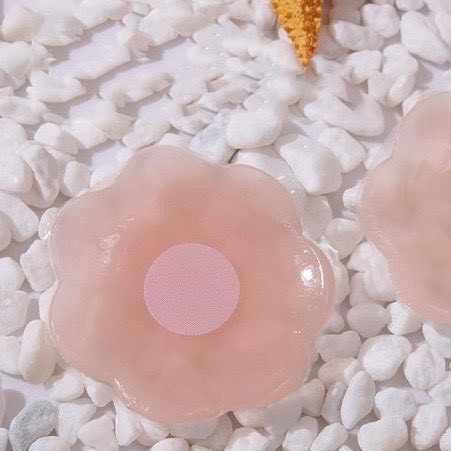 Hộp 10 Miếng Dán Ngực Dán Ti Silicon Sử Dụng Nhiều Lần H02