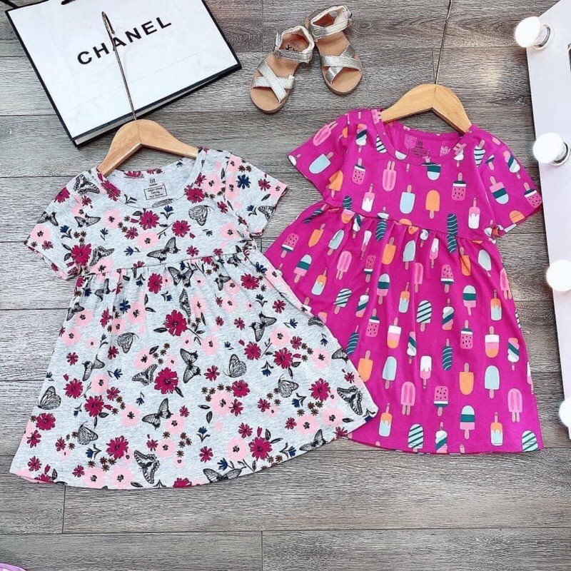 Váy cọc tay bé gái