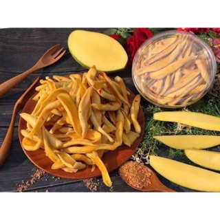 Xoài sấy giòn muối ớt hộp 500gr