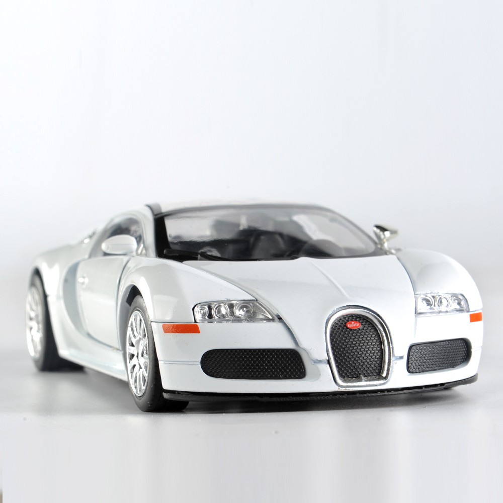 Mô Hình Xe Hơi Bugatti Bằng Hợp Kim Tỉ Lệ 1: 24