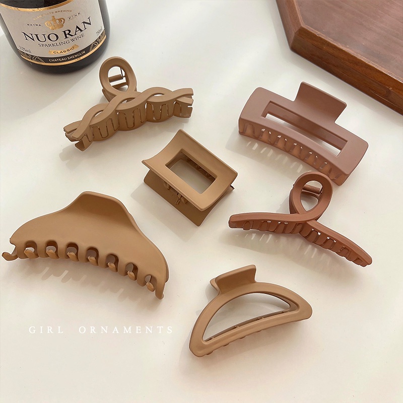 Kẹp tóc càng cua 17KM acrylic thiết kế dáng vuông chữ M nhiều mẫu tùy chọn