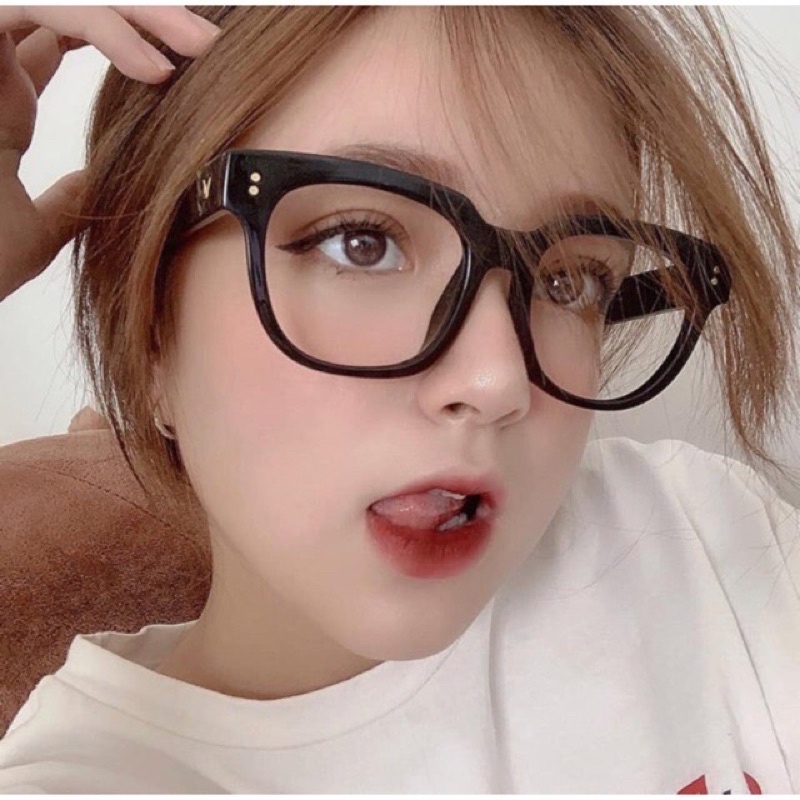 Gọng Kính Cận Bản To Mắt Vuông Chữ V Thời Trang Nam Nữ Hottrend