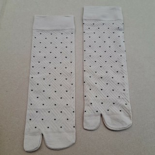 Vớ da xỏ ngón mè đen (24cm)