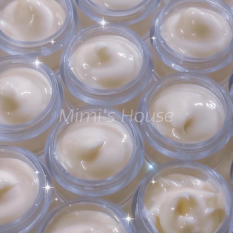 KEM DƯỠNG DA TAY VÀ MÓNG HOA LÀI