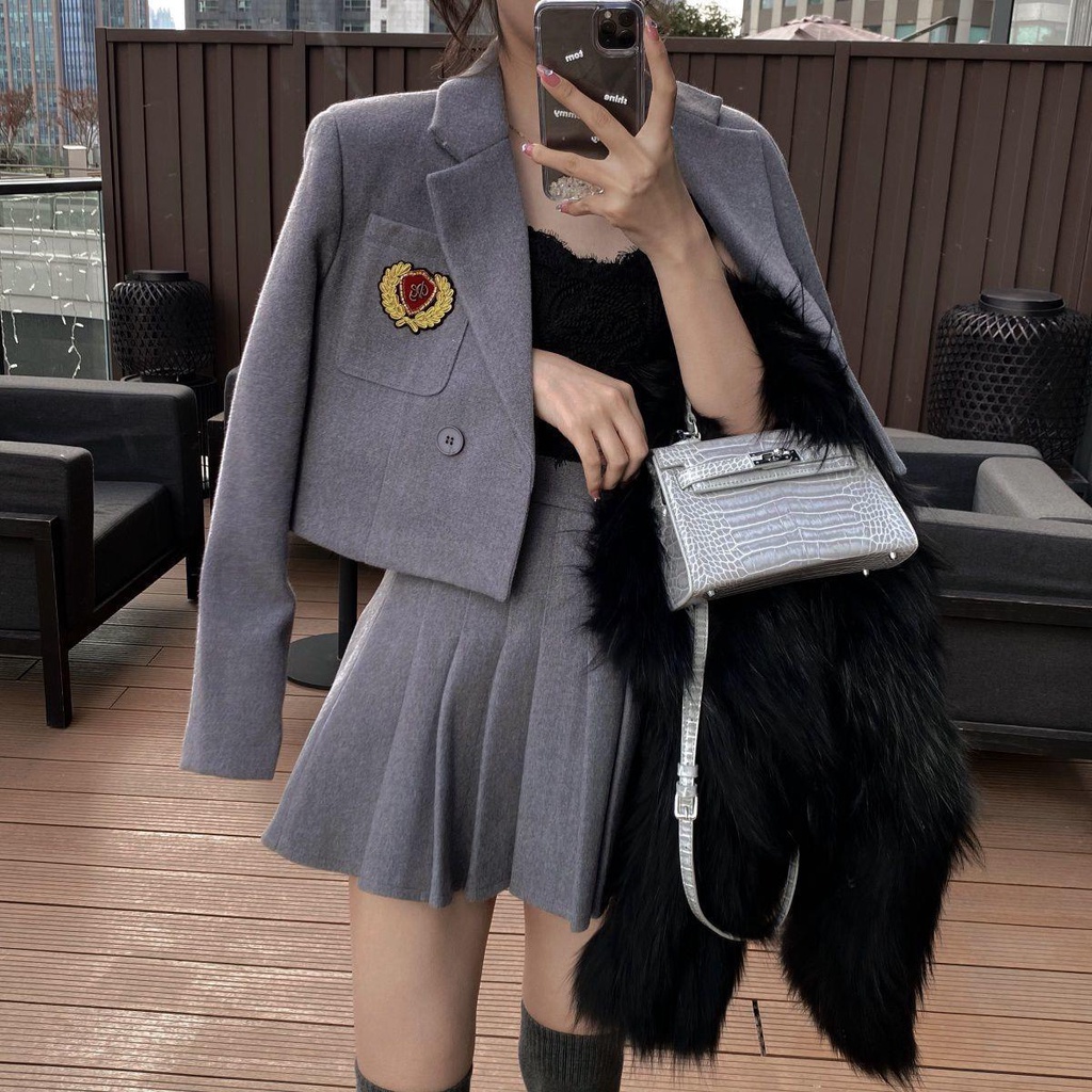 Set áo khoác len phối chân váy xếp ly lưng cao phong cách Hàn Quốc thời trang thu đông 2021 | BigBuy360 - bigbuy360.vn